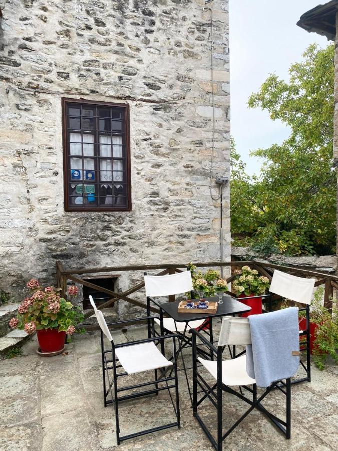 Alatinos Hotel Pinakátai Exterior foto